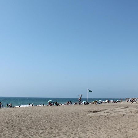 Junto Al Mar Lägenhet Málaga Exteriör bild